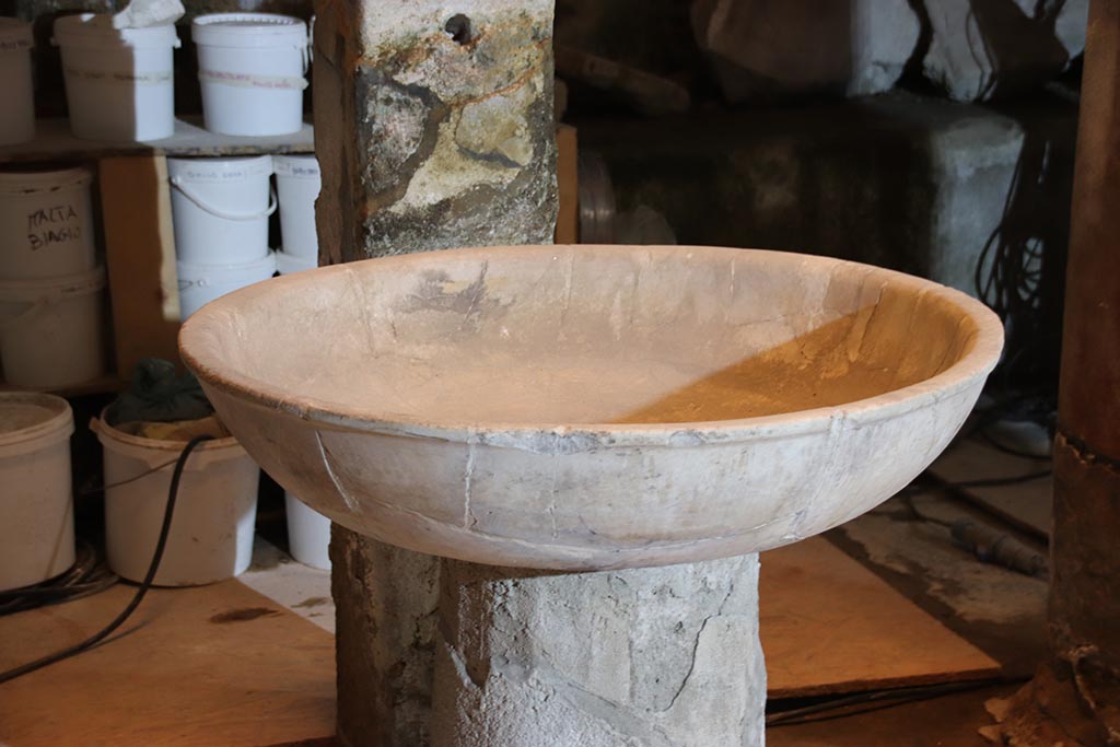 Herculaneum Suburban Baths. October 2025. Atrium. Basin. Photo courtesy of Klaus Heese.